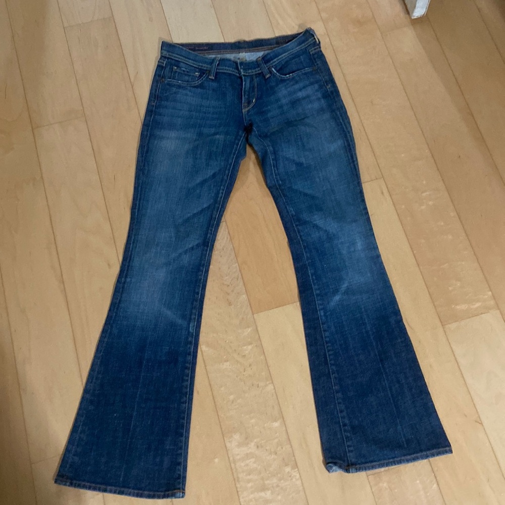 Citizen of Humanity low rise boot cut flares dark denim. Naomi size 28.